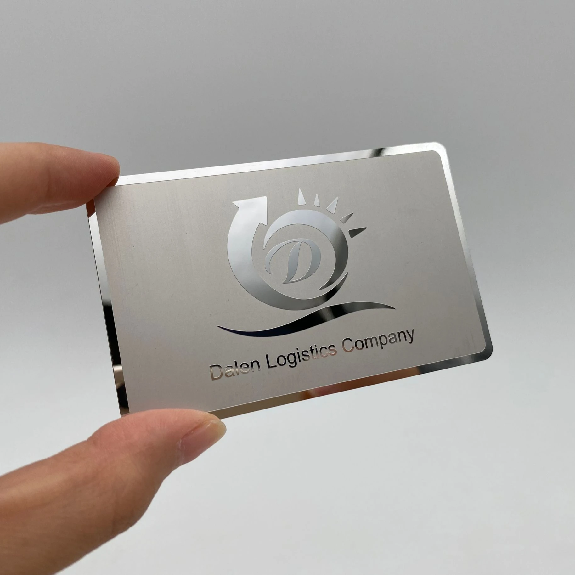 DU Mirror and matte silver metal cards