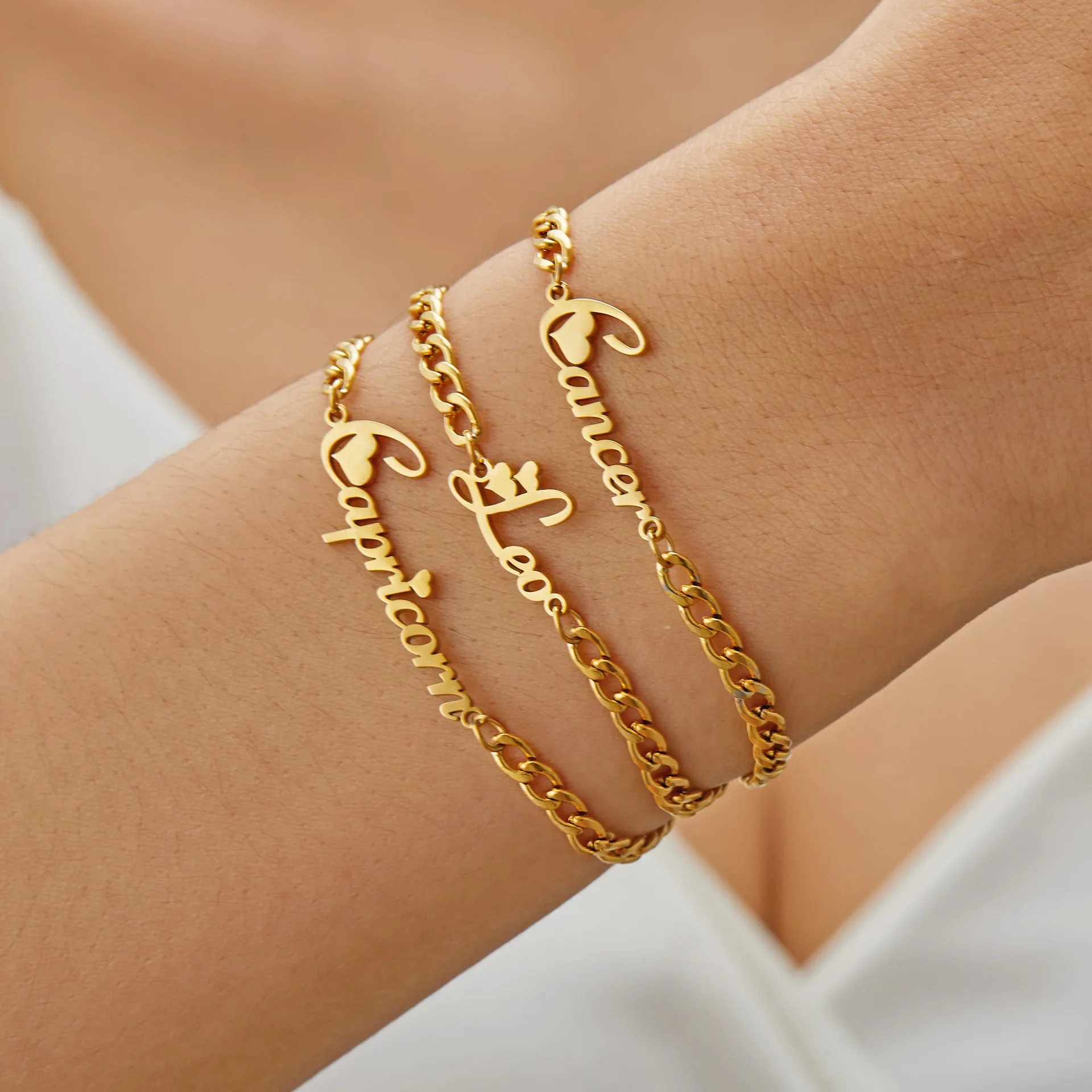 Simple Letter Zodiac Sign Bracelet Hypoallergenic 18K Gold Plated Stainless Steel Waterproof Zodiac Bracelet