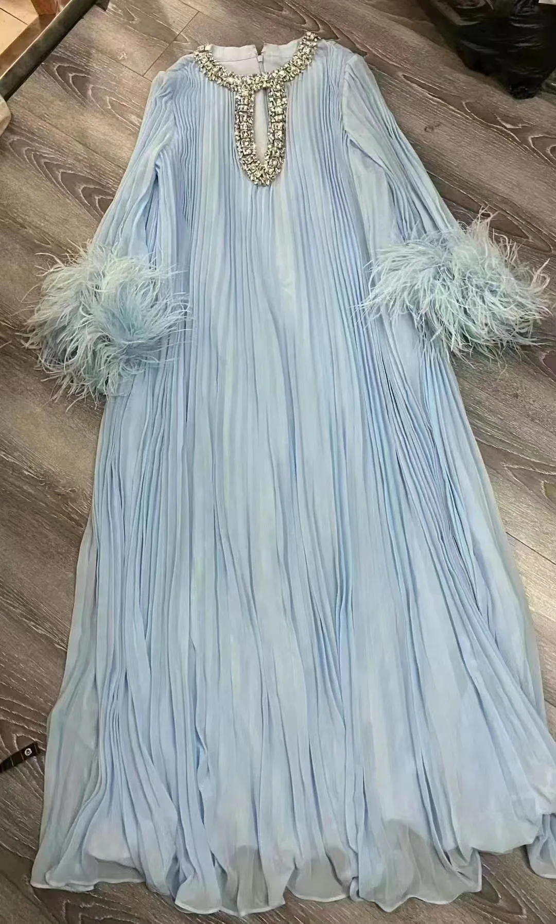 Luxury womens round crystal neck dress lady solid color big size clothes pleated skirt real fur cuffs long skirt