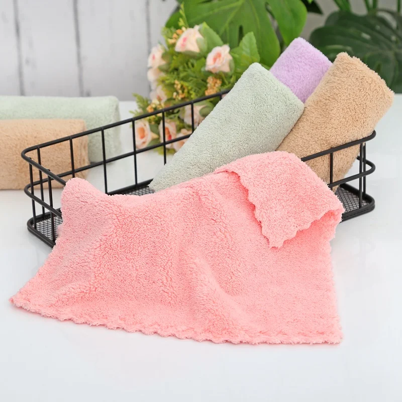 Wholesale Luxury 85% Polyester 15% Polyamide Modern Seasonal Red Tea Daily Dish Kitchen Towels