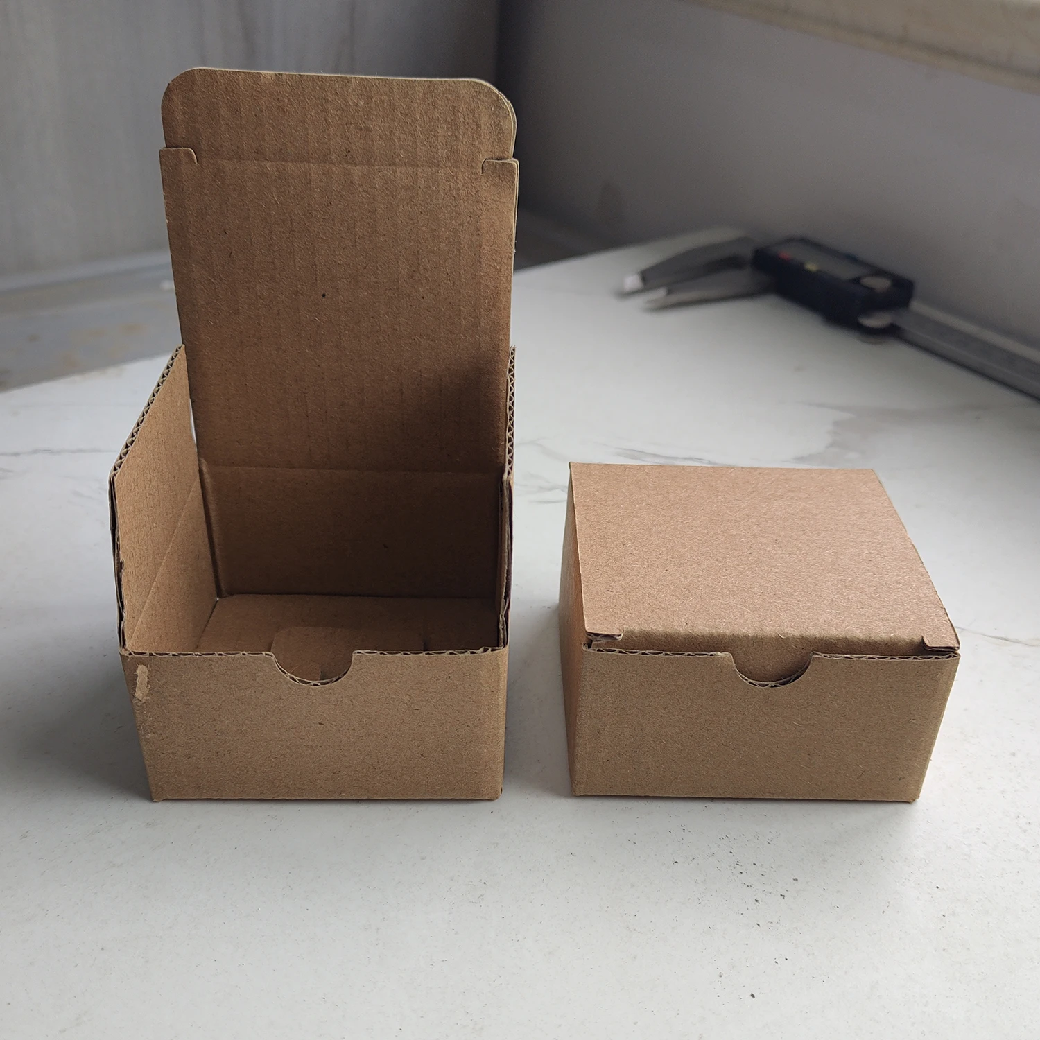 metal jar tin can packaging corrugated carton paper box