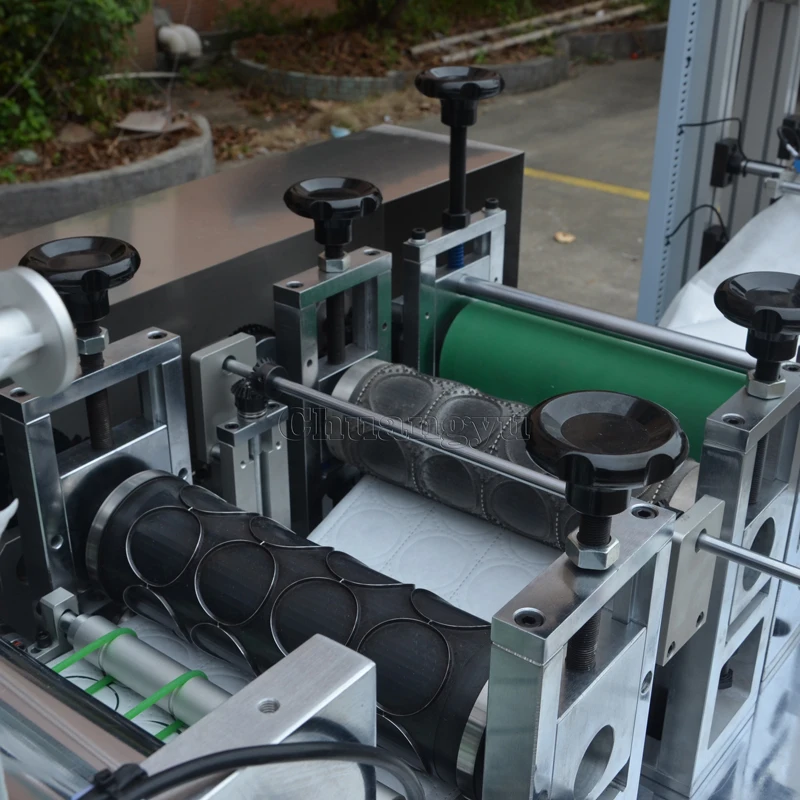 Automatic Cotton Makeup Cosmetic Pads Making Machine