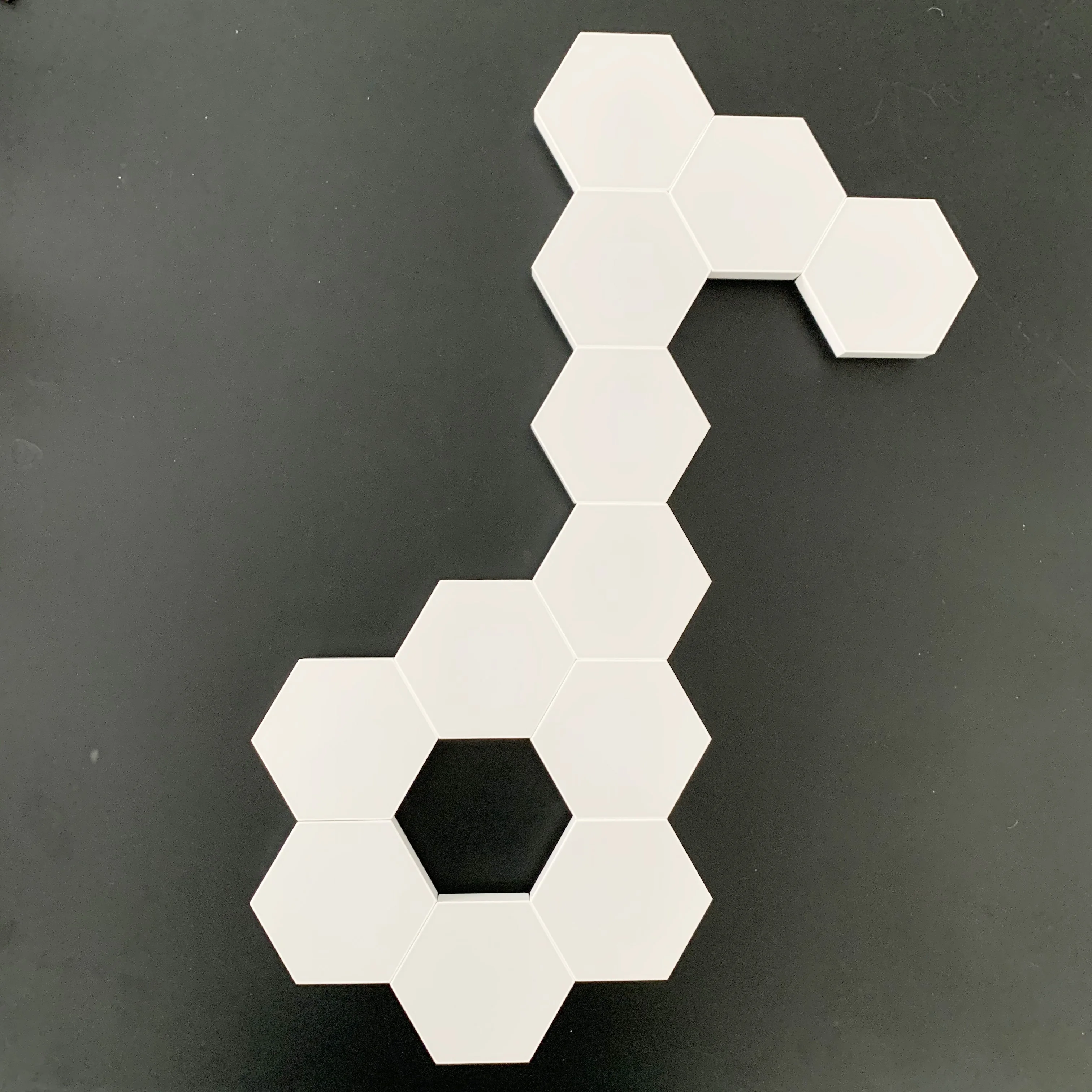 Manufacturer High Quality DIY Honeycomb LED RGBW Quantum Light Touch Night Lamp Modular Hexagonal Wall Lamp Wholesale China ABS