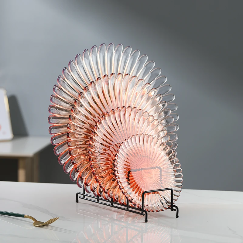 Wedding Events Dinner Party Tabletop Western 13 Inch Glass Round Clear Petal Shaped Glass Charger Plates Bulk