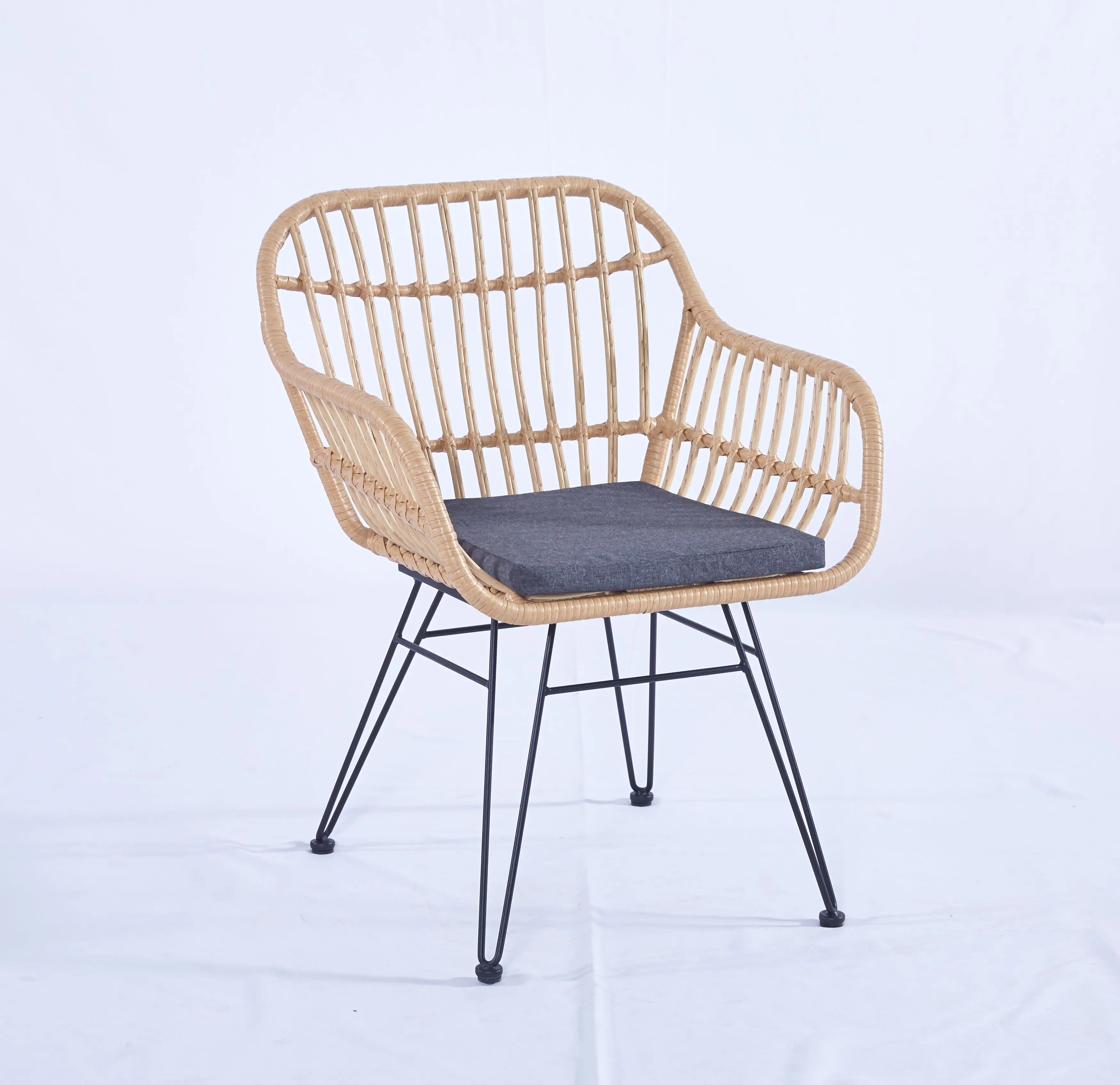 Wholesale Furniture Restaurant Rattan Steel Metal For Cheap Colorful Compact Bistro Chair Outdoor Black Cafe Chairs