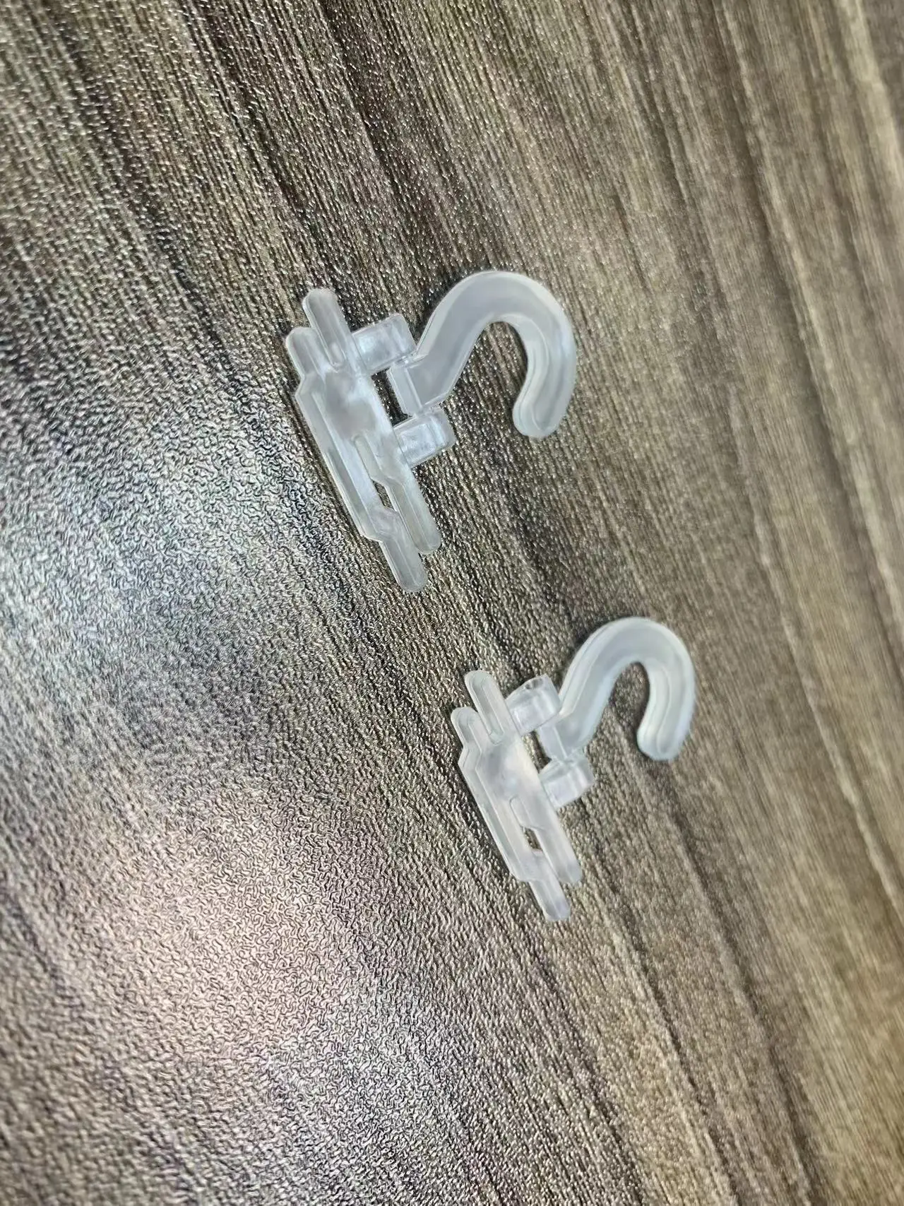 Wholesaler low price color custom plastic hook Plastic A4 Hanging Hook