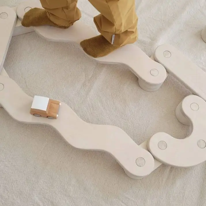 XIHA Montessori Wooden Indoor Foldable Balance Beam For Kids Adjustable Toddler Wood Kid Balance Beam Toys