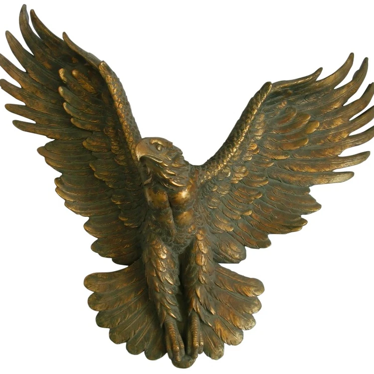 
life size polyresin eagle animal statue resin statue decoration arts and crafts in xiamen 