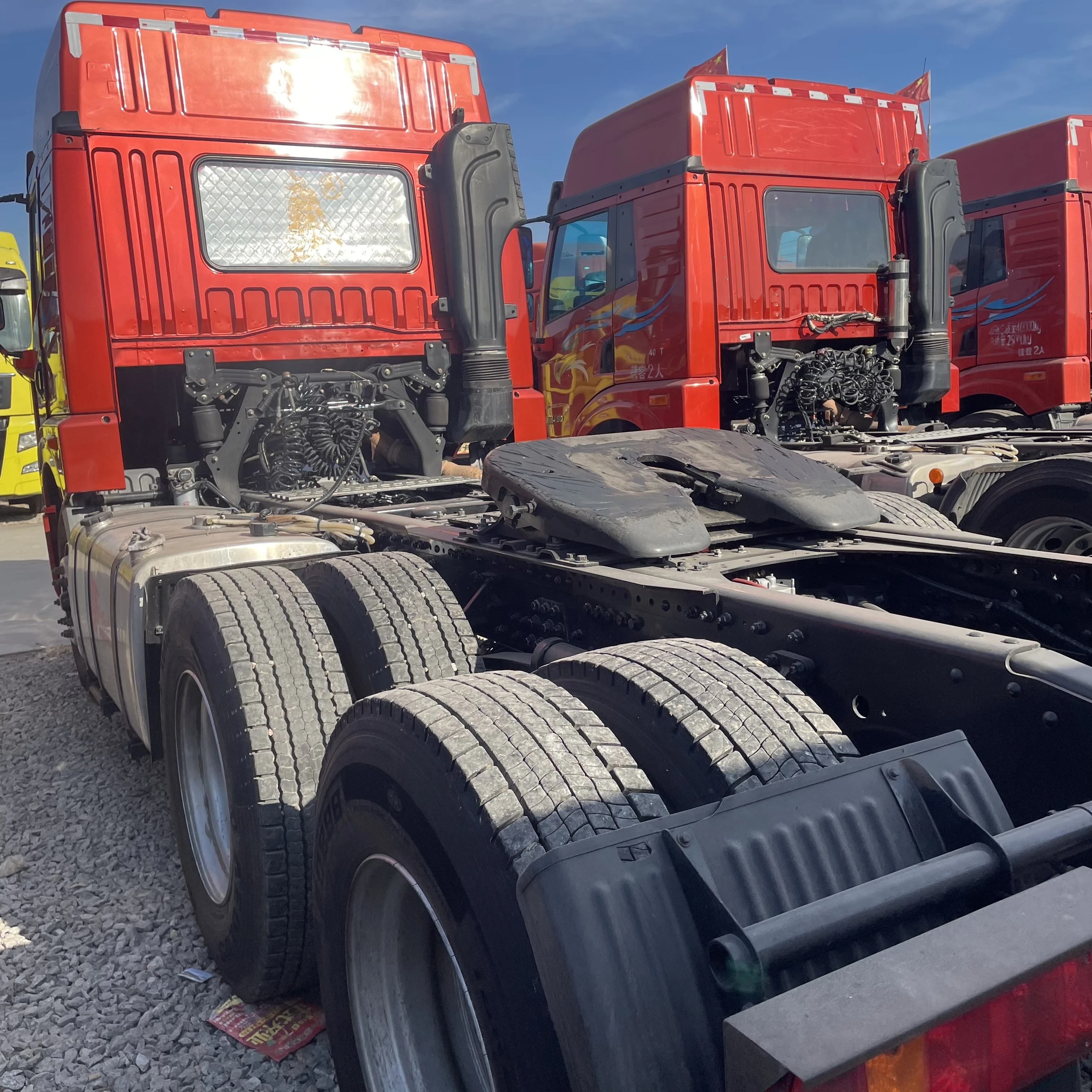 Сверхмощный дизельный трактор FAW Jiefang J6P мощностью 460 лошадиных сил 6x4 первоначально произведенный в Китае