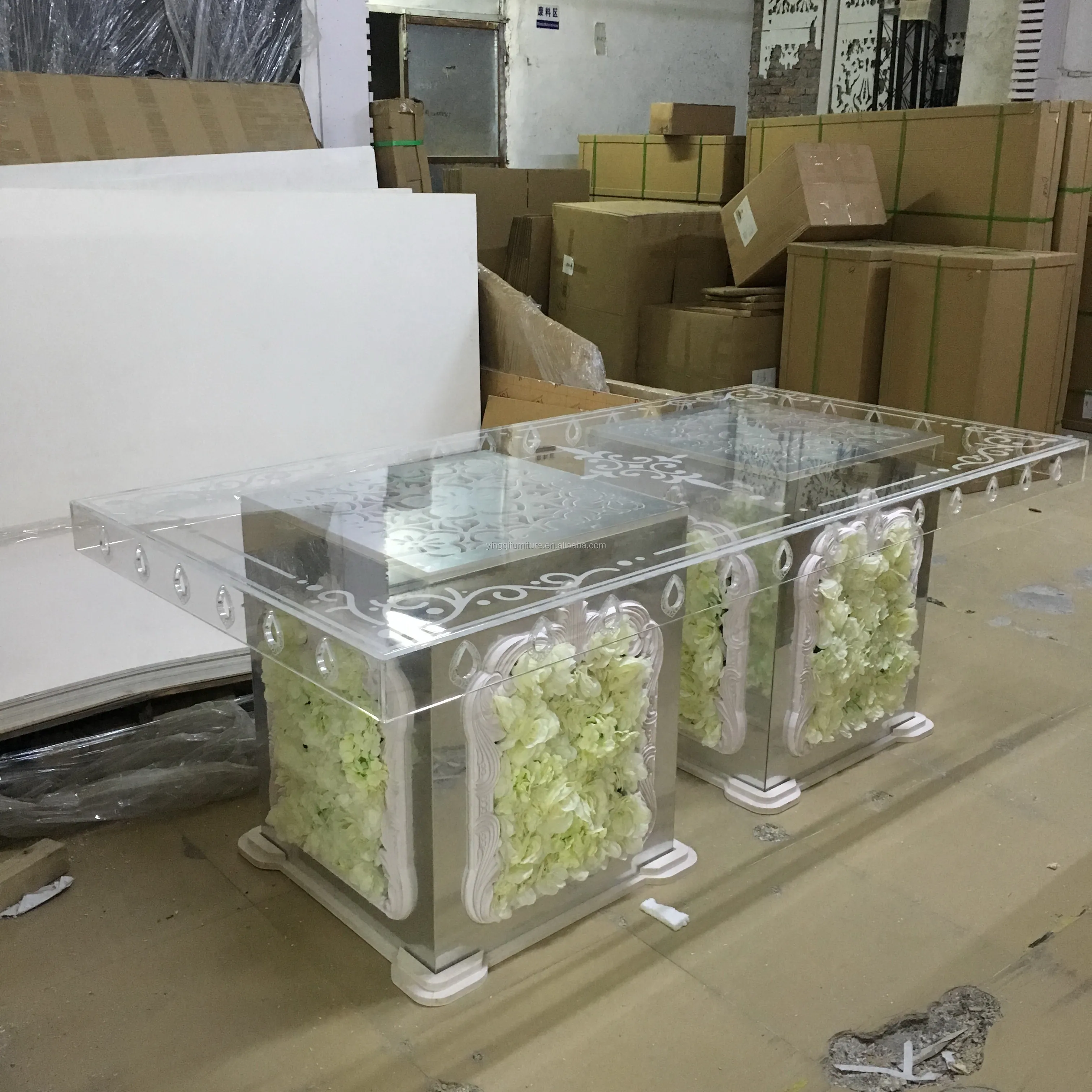 Luxury Wedding Acrylic Crystal Bride and Groom Table