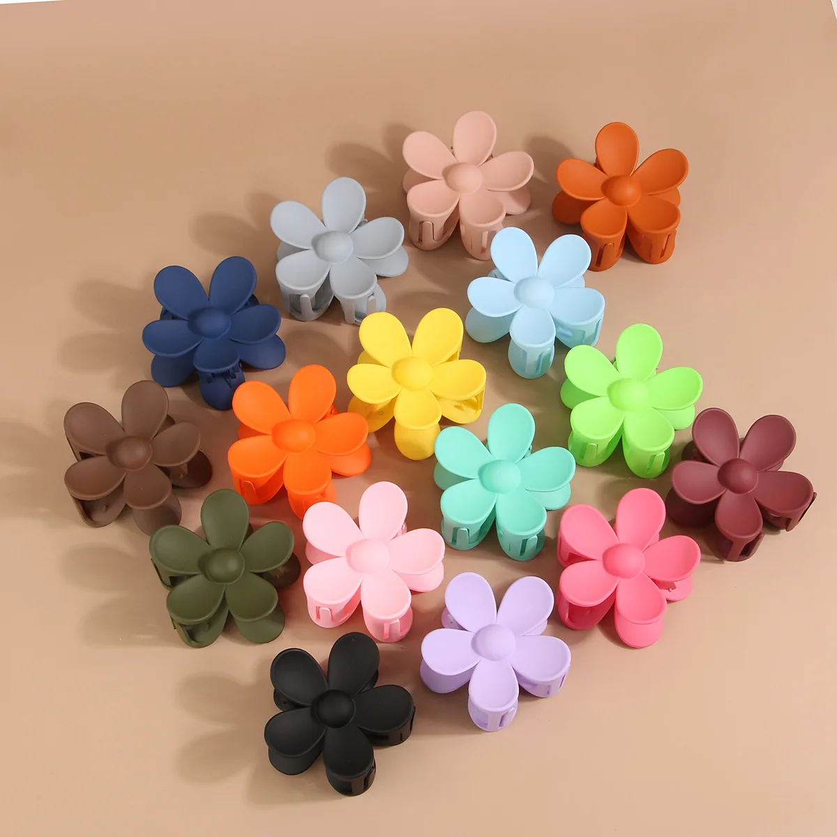 Hot Sale Candy Color Hair Claw Clips Simple Plastic Flower Hair Clip Women Girls Party Hair Accessories
