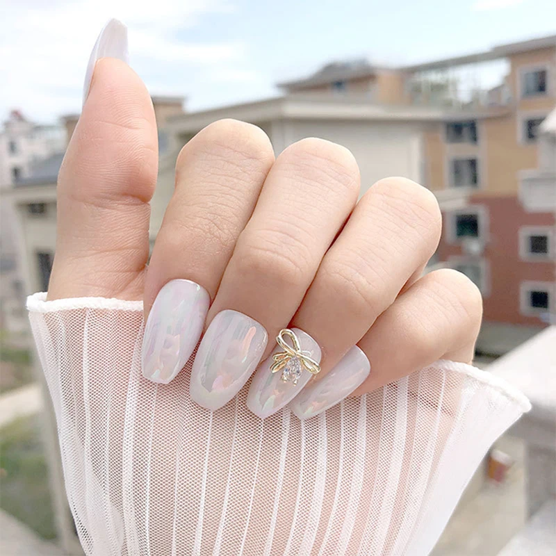 
Summer Style New Fashion Nail Accessori Design Modern Luxury Delicate Sequin Nail Art 
