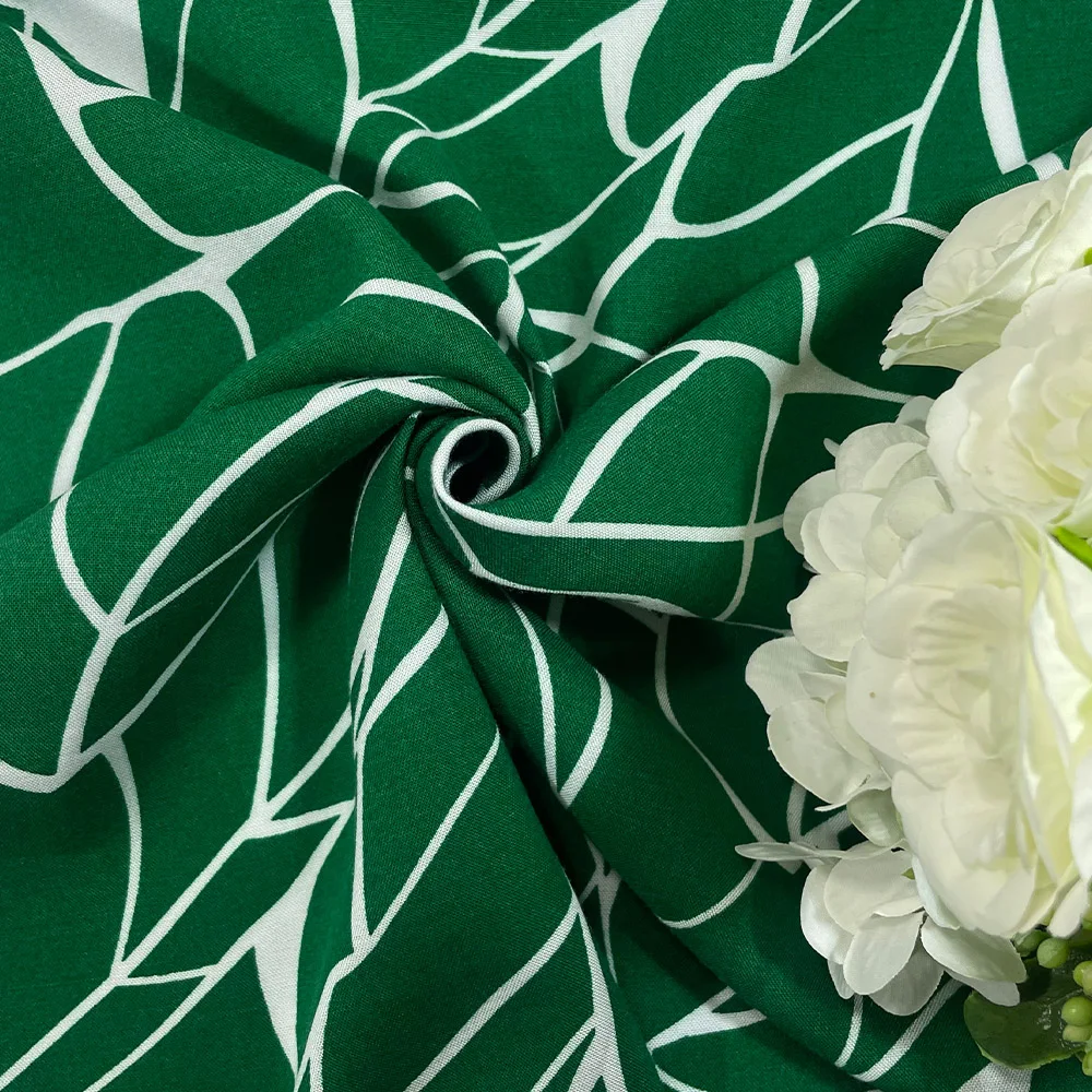 Professional factory Woven rayon challis print Good supplier Low Price 100% Rayon viscose challis Fabric for girl dress