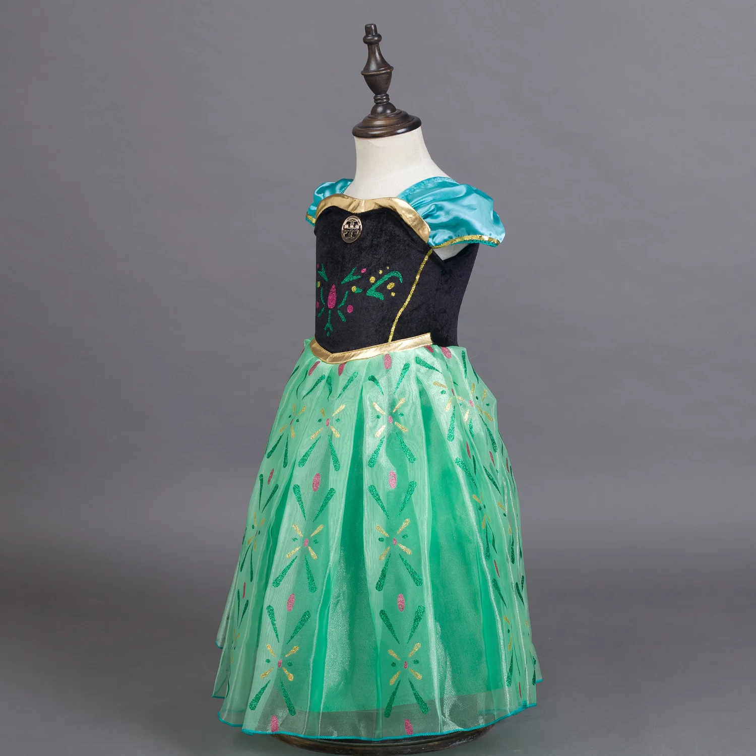 Q143  Halloween Costume Cheap China Wholesale Clothing Elsa Anna Princess Cosplay Party  Fashion Dress