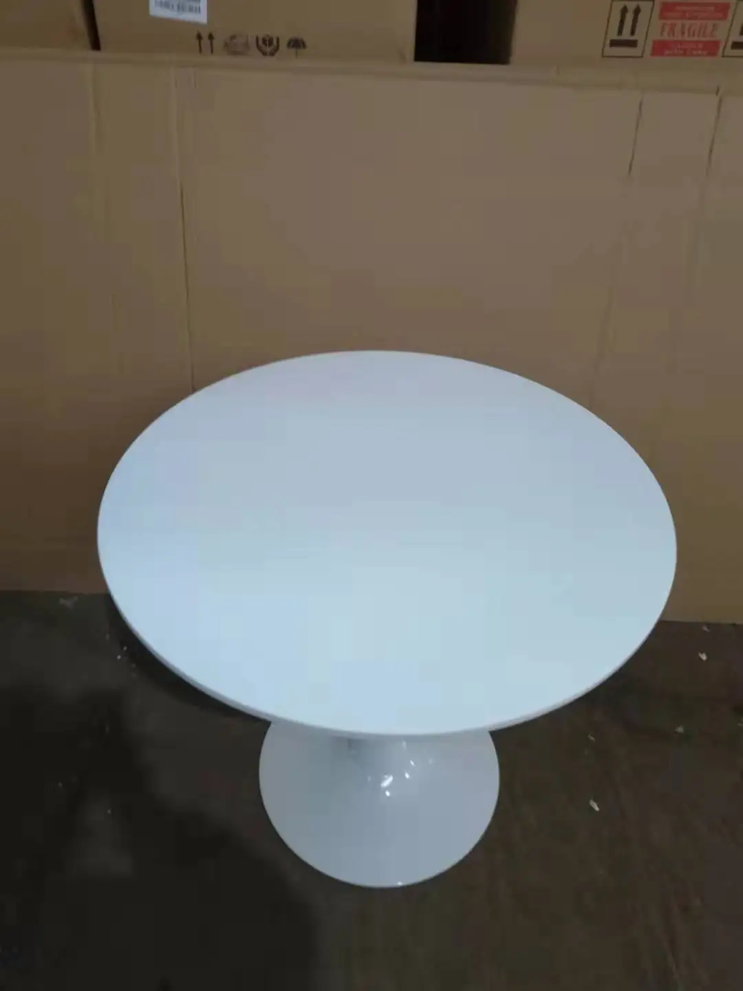 Wholesale Free Sample Nordic Luxury Style High Gloss Dining Table Set Round Wood MDF Dining Room Tables and Swivel Chair