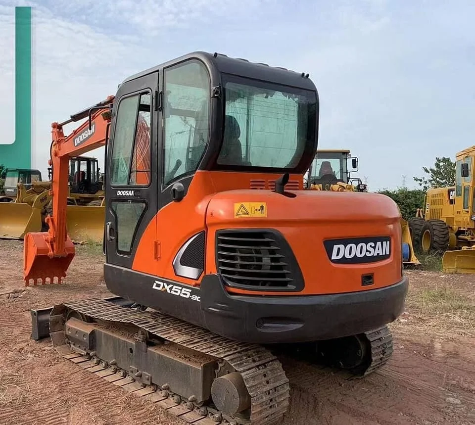 Завод по индивидуальному заказу Doosan Dx55 5 тонн небольшой МНОГОЦЕЛЕВОЙ ГИДРАВЛИЧЕСКИЙ мини-экскаватор