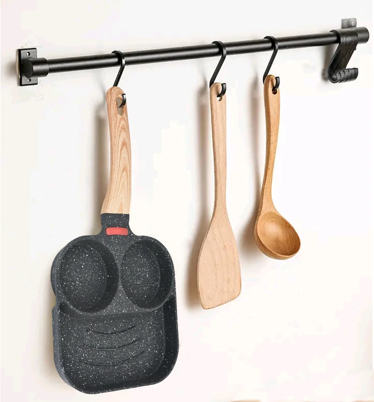 Non-stick Frying Pot Pan 3 Holes Steak Egg Pancake Thickened Omelet Pan Wooden Handle Pan For Kitchen Utensils