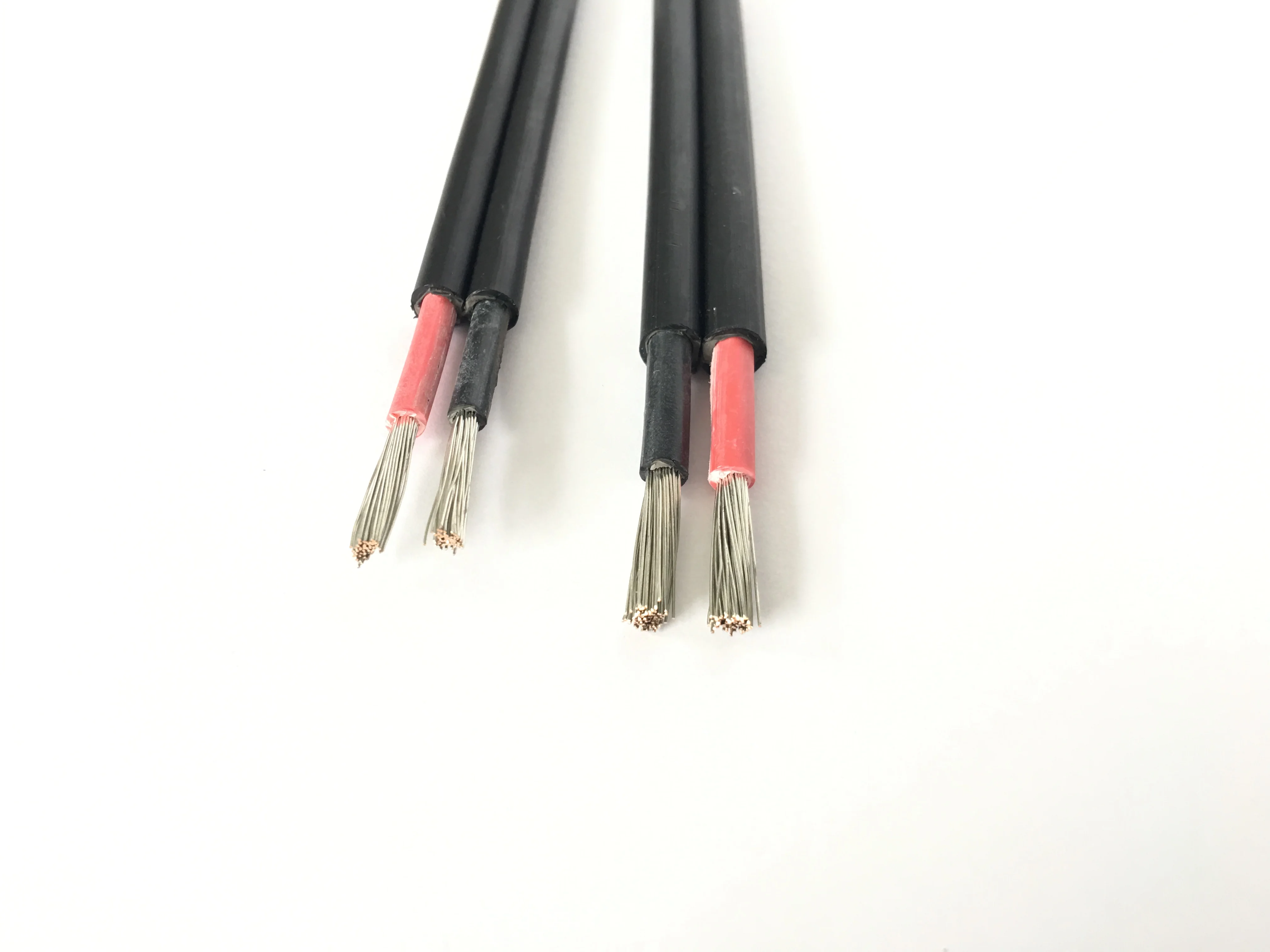 4mm2 XLPO Double Insulated TUV Approved UV Resistance Photovoltaic Solar Cable