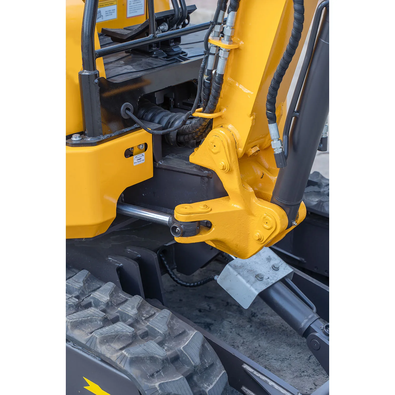 Best Low Prices 1Ton 2Ton Bucket Towable Backhoe Super Micro Chinese 2022 Mini Excavator Of Sale Price