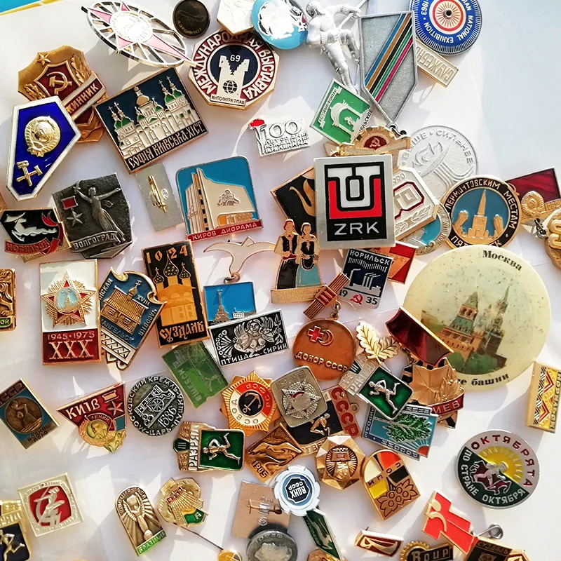 Good Price Hard Soft Custom Material Square Rectangle Circle Custom Chinese Panda Pin Badges