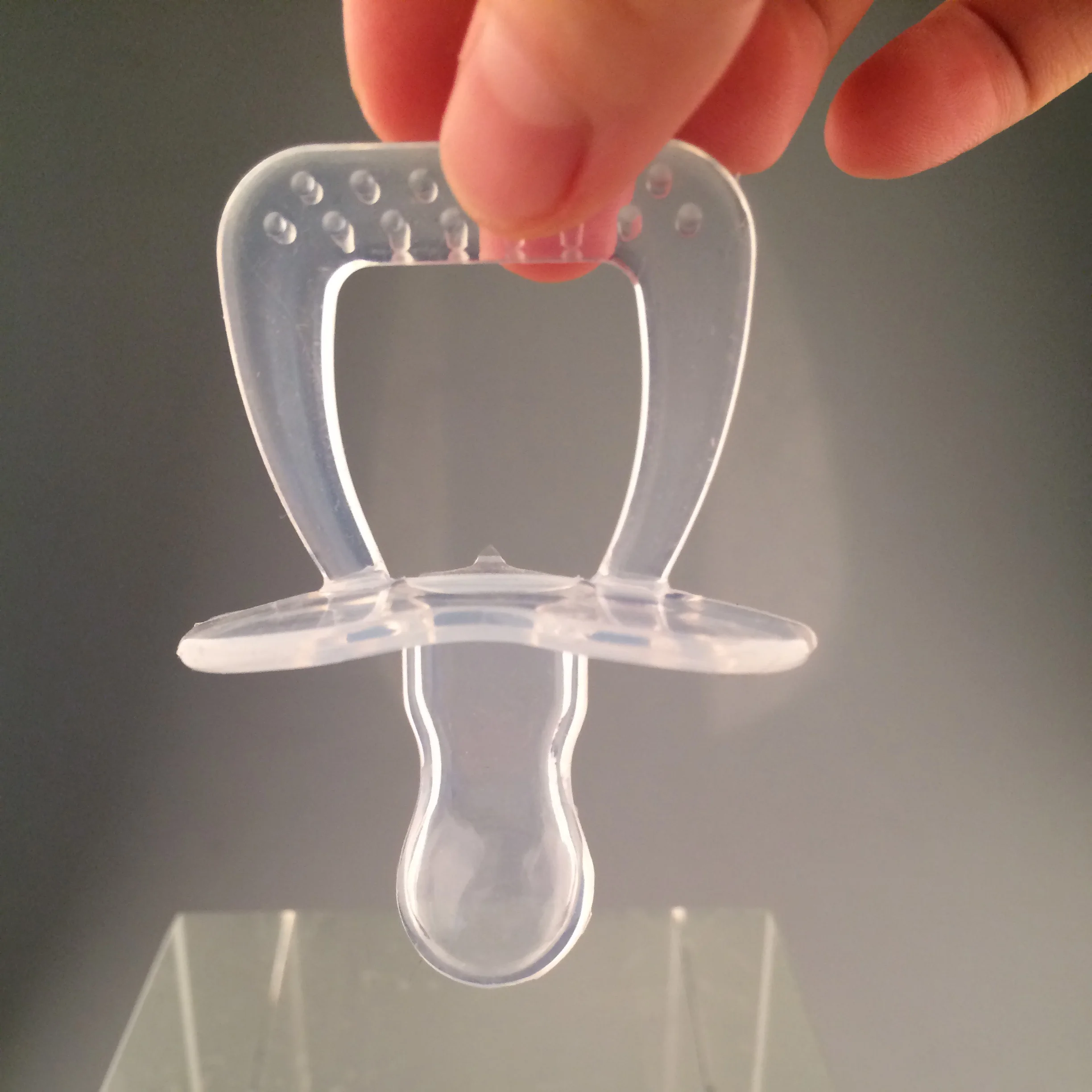 Best selling 12pcs/pack bpa free baby food pacifier