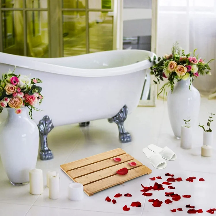 Hot Selling Bath Shower Mat Teak Wood Luxury Spa Solid Indoor / Outdoor Inside Or On The Bathroom Bath Mat