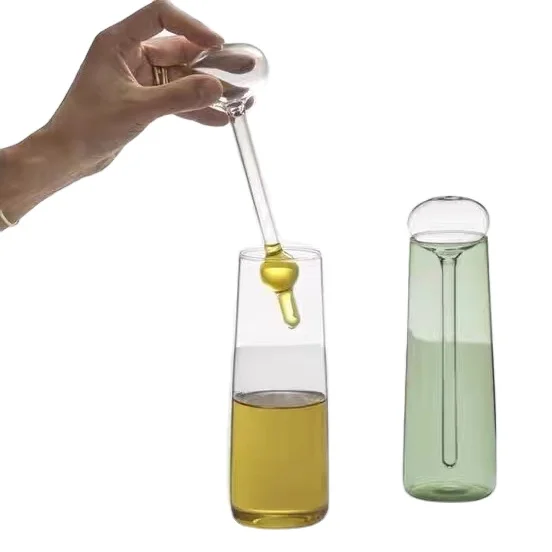 Wholesale Customized Condiment Sauce Cylinder Cooking Olive Oil Glass Bottle Empty Glass Vinegar Bottles in Kitchen
