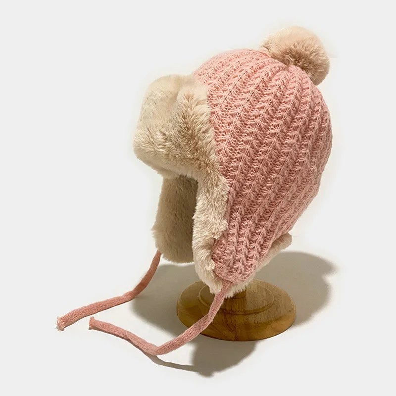 Wholesale Winter Christmas Thicken Warmth Ski Snow Outdoor Sport Comfortable New Year Red Knitted Plush Trapper Hat