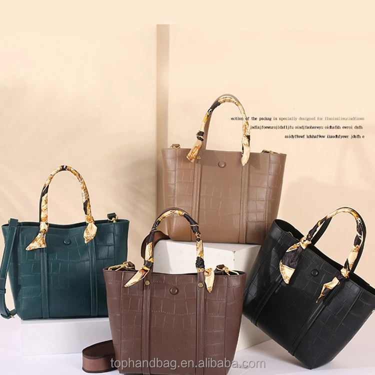 women handbag 16.jpg