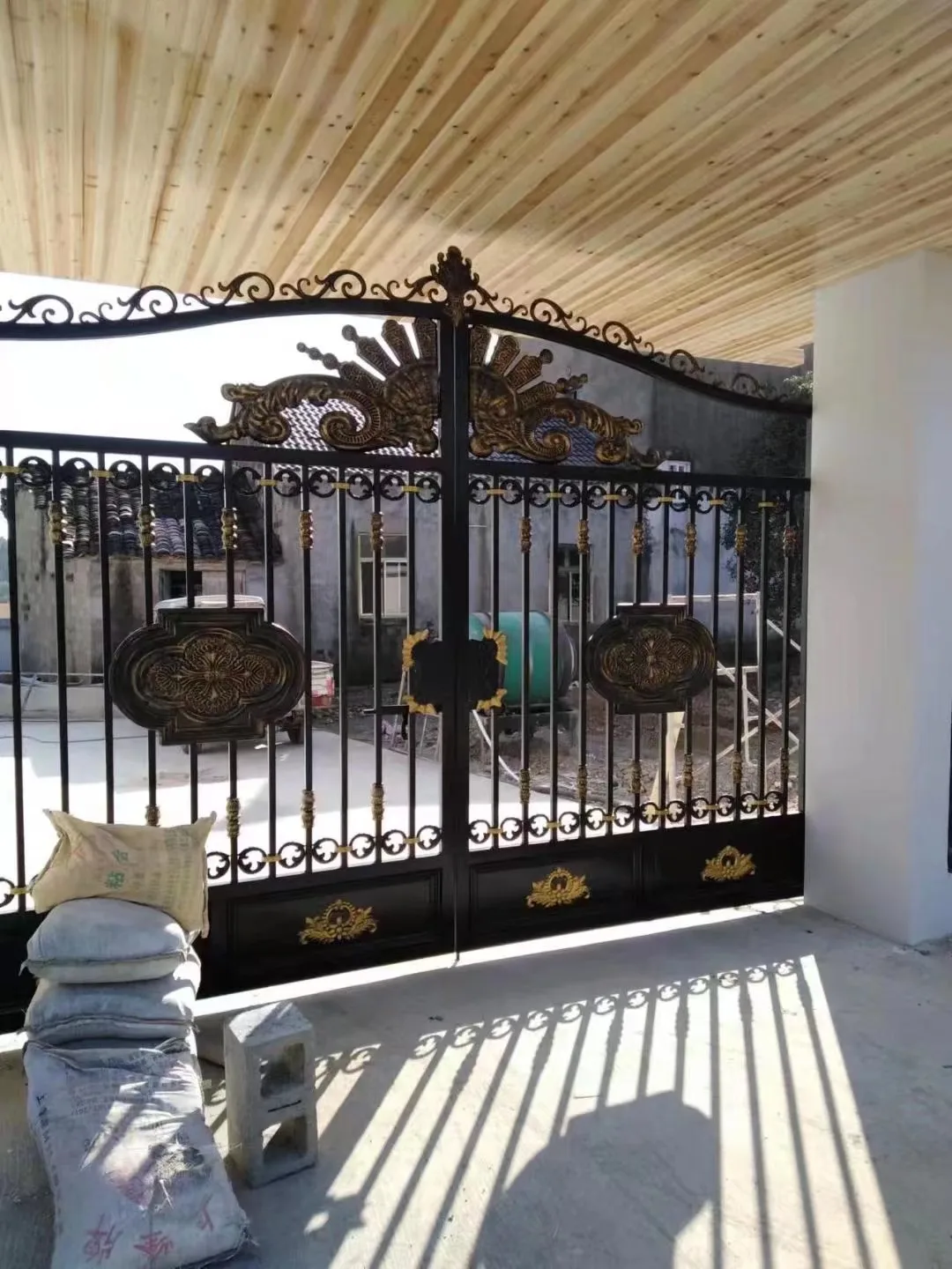 Durable best sell design of main gate wrought iron gate