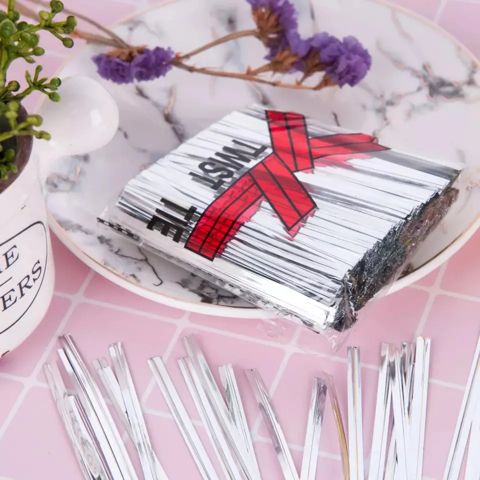 Manufacturer wholesale colorful Plastic 15cm Candy bag decorative twist ties for bread bags in other packaging material