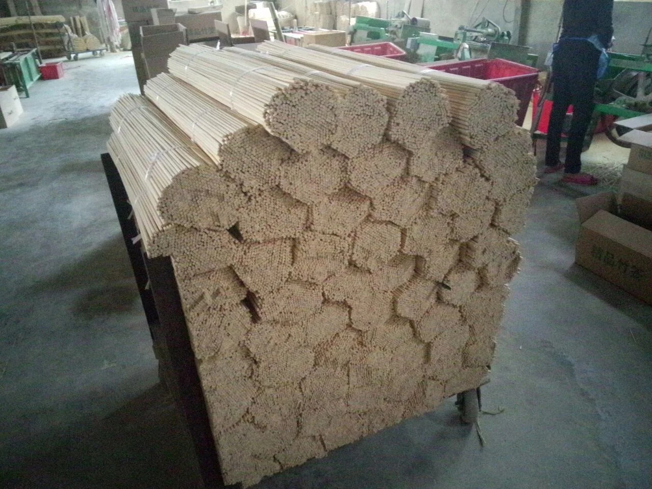 Multi-specification bamboo strips, bamboo sticks BBQ Bamboo Sticks Party Barbecue Kebab-Fruit wholesale