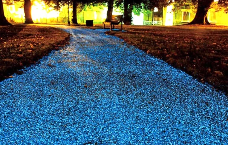 glow in the dark garden pebbles