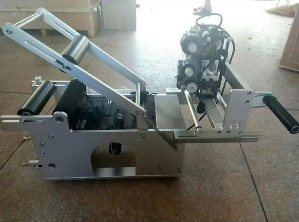 Manual MT-50 Round Bottle Spot Fix Sticker Label Machine with Date Coding