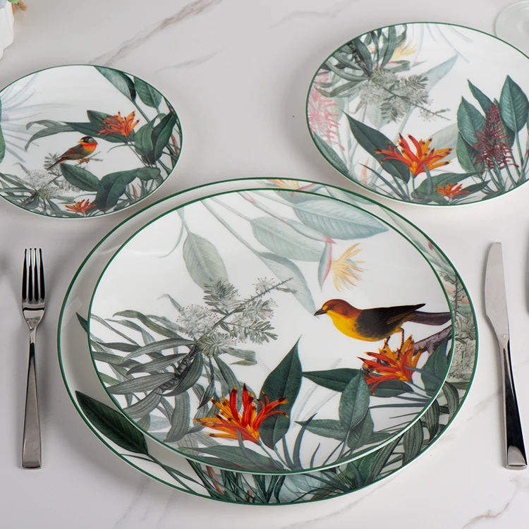 Hot sale Dinnerware Sets Luxury Round Tableware Fine Porcelain Dinner Flower bird Set Bone China