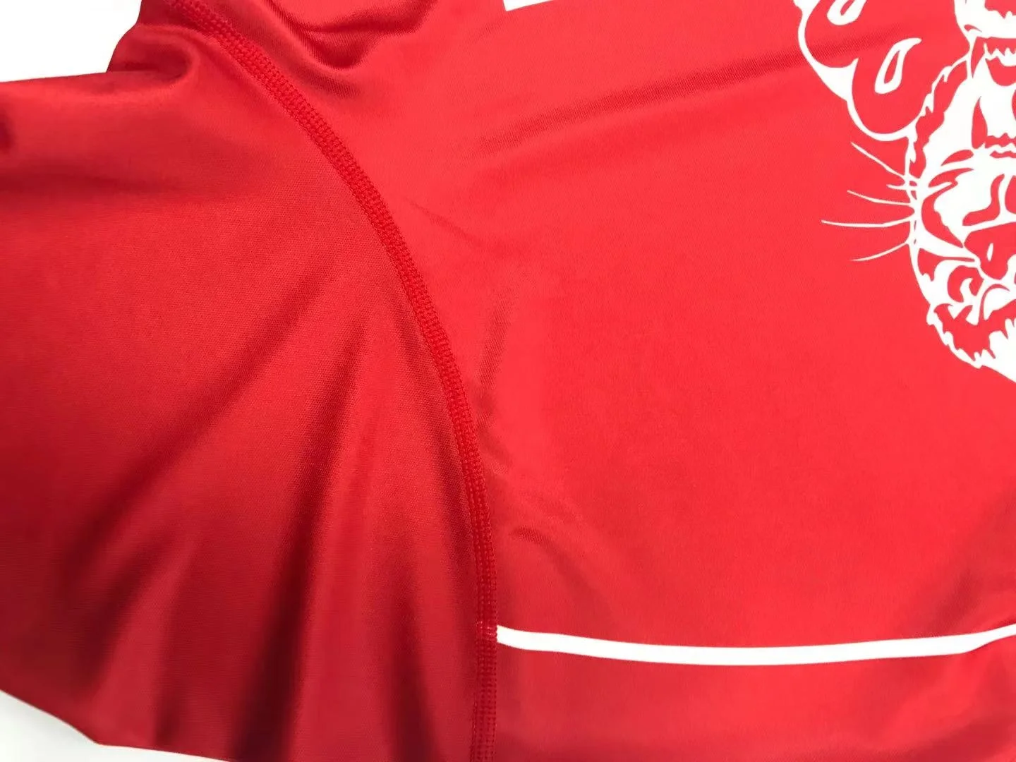 Compression tight mens rash guard bjj fight split mma shorts