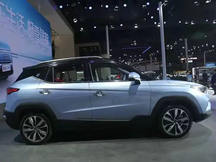 Electric JAC IEVS4, 400-470kM Range, with export license in China