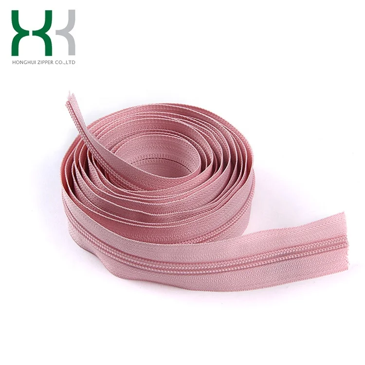 Custom design Sustainable Nickel-Free garment accessories pink Y teeth nylon zipper in roll long chain