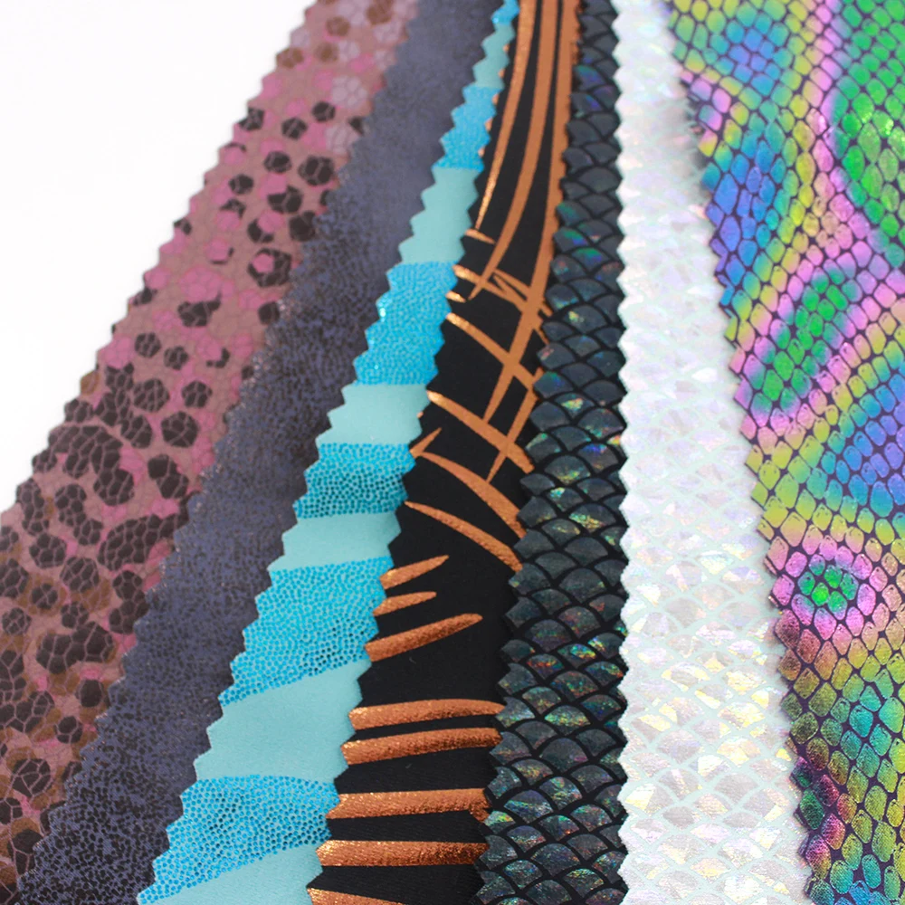 2023 New 75 Nylon 25 Spandex Fabric Hot Sale Snake-Skin Compression Garment Fabric for Swimwear