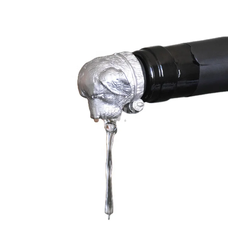 Wholesale Customized Dog Head Zinc Alloy Wine Bottle Pourer in Silver Color