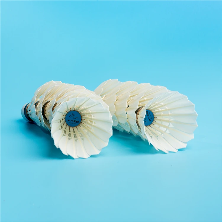 High Quality White Badminton Shuttlecock Goose Feather High Durable to Play Goose Feather Badminton Shuttlecocks