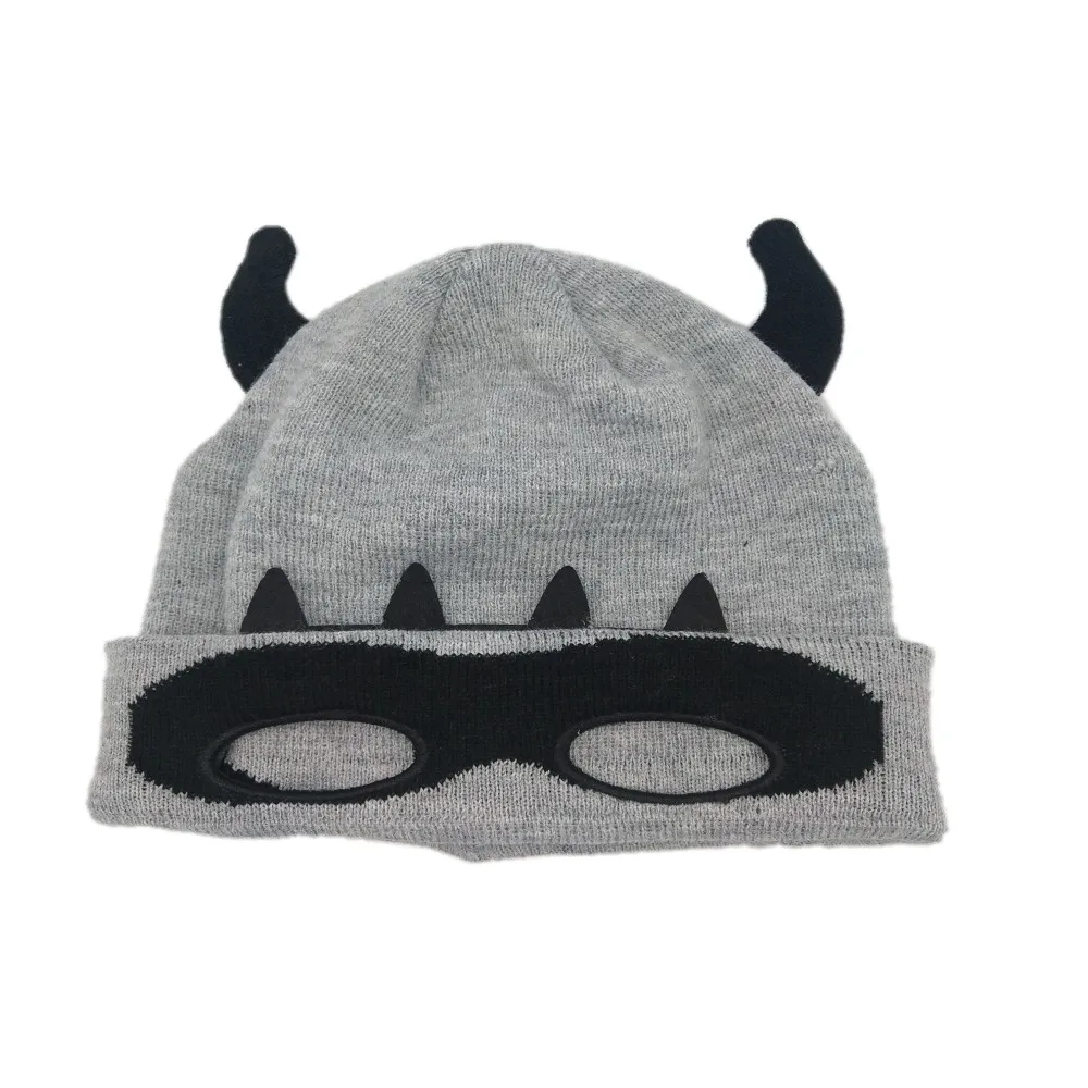 
Winter monster knit cap Crocheted knit hat Custom - made knitted caps of various shapes 
