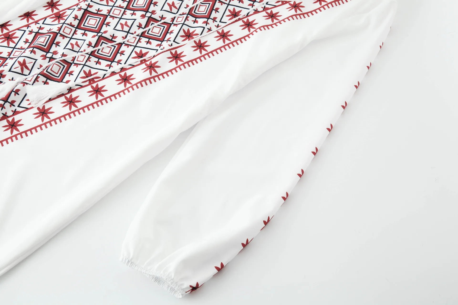 Woman Embroidery Long Sleeve Dress Elegant Ethnic Boho Bohemian White Clothes Beach Dresses For Women Party Bohemian Linen Dress