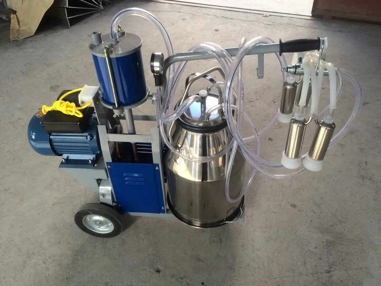 mobile single automatic cow milking machine with price