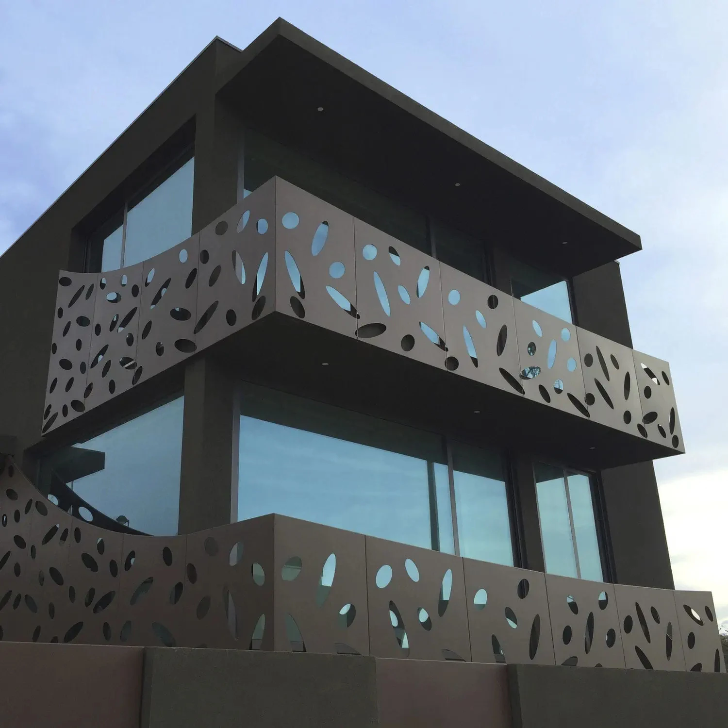 Laser Cut Decorative Home ECO Friendly Metal Aluminum Customized Brown Good European Style Garden Decoration 4mm Aluminum Fence
