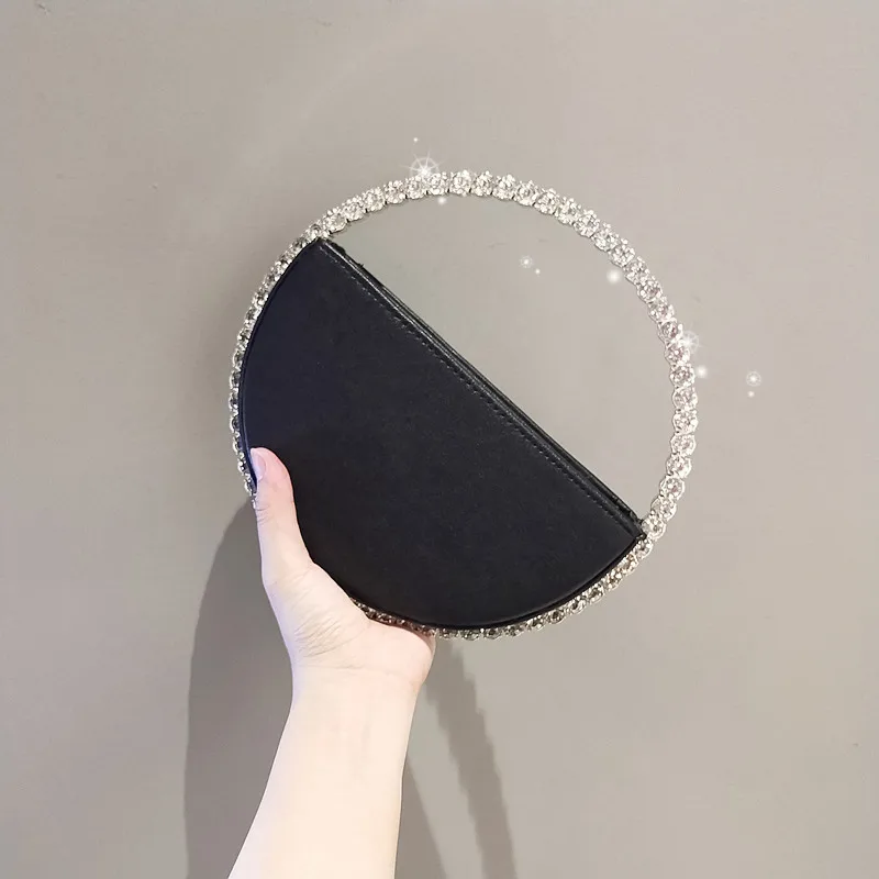 Wholesale PU Diamonds Women Evening Bag luxury design Cute Heart Shape Clutch Purses Bag