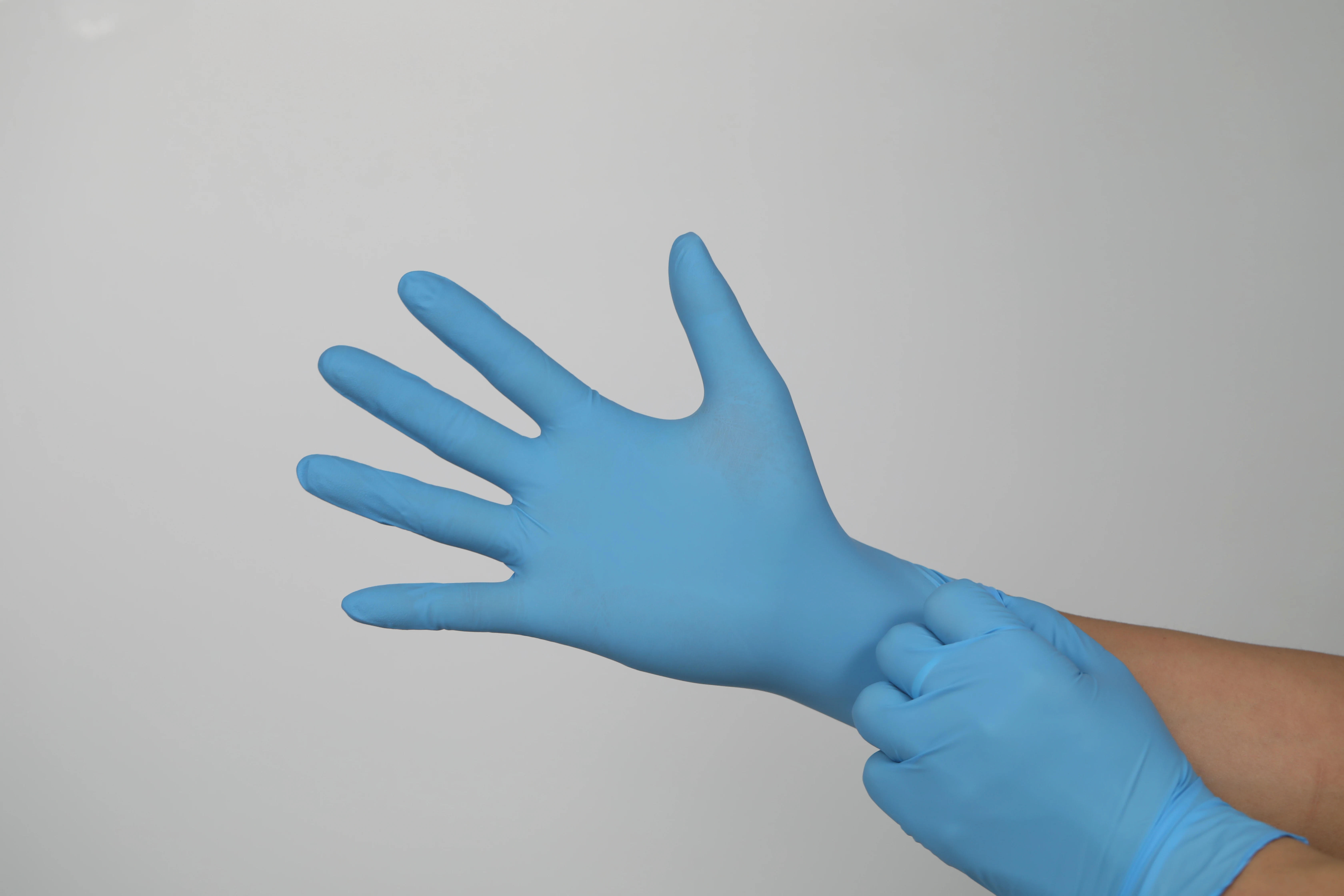 JINGJIN Free Sample Safety  Disposable  Medical   Wholesale High Quality  Manufacturing Waterproof Texture finger  Nitrile Glove