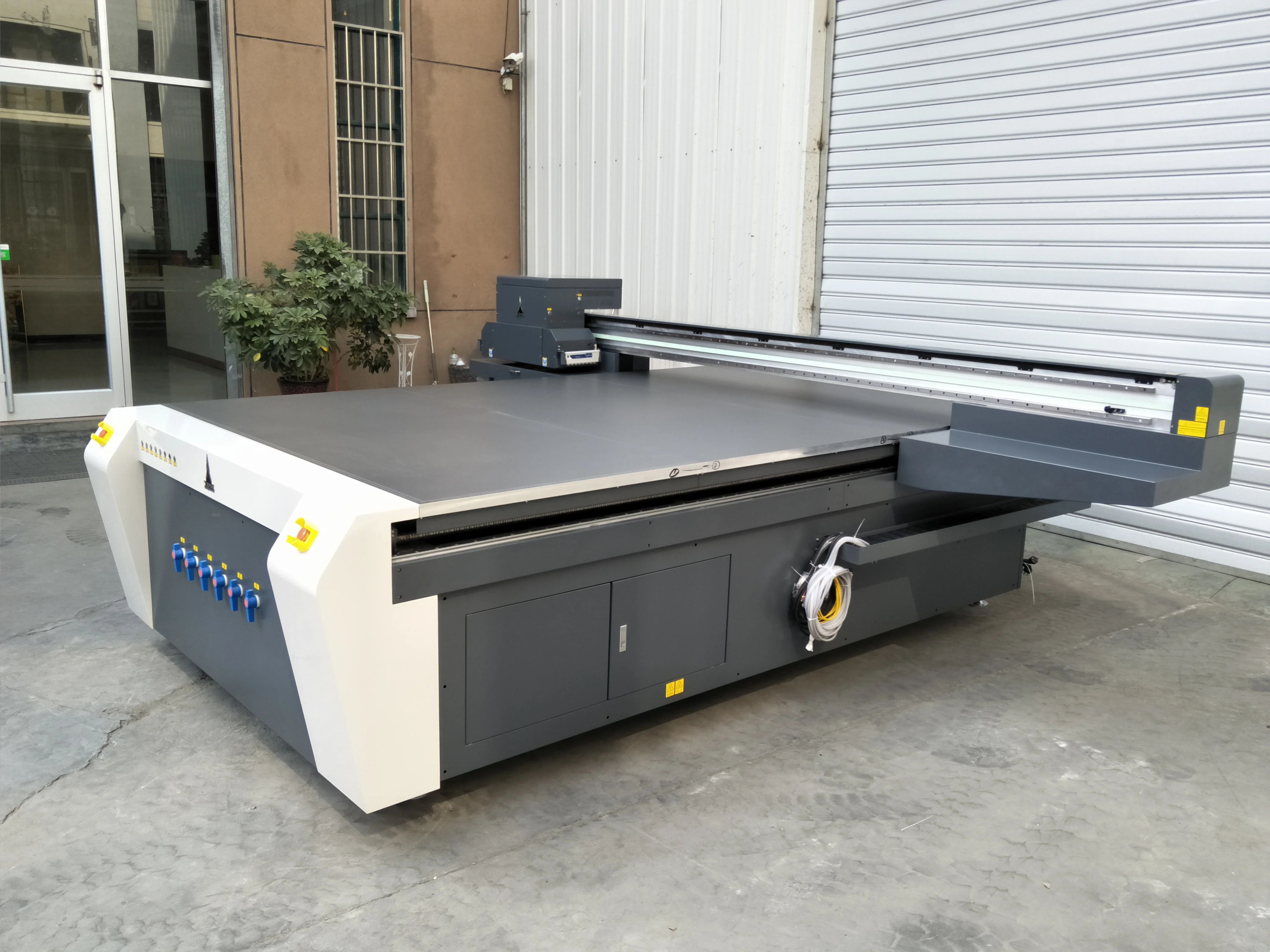 Signs embossed uv printer wide format 2030