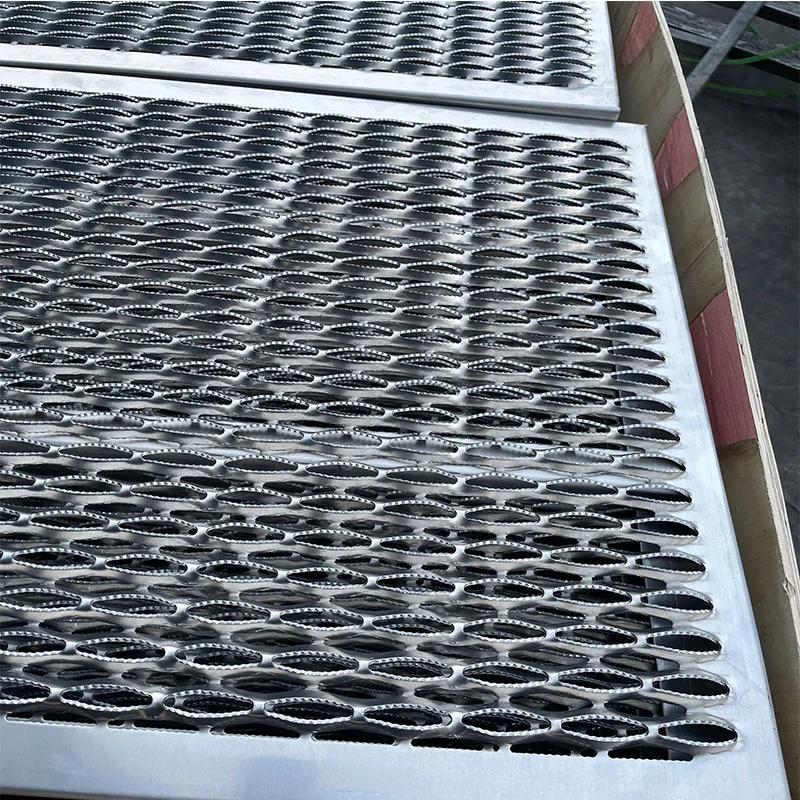 Factory Produce Good Quality Crocodile Mouth Type Anti-skid Plate Used In Stair Safety Stair Tread Grating