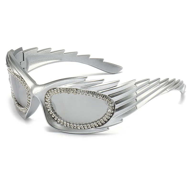 New fashion luxury sun glasses for ladies ins hot oversized diamond frames for eye glasses punk shades sunglasses uv400 2023